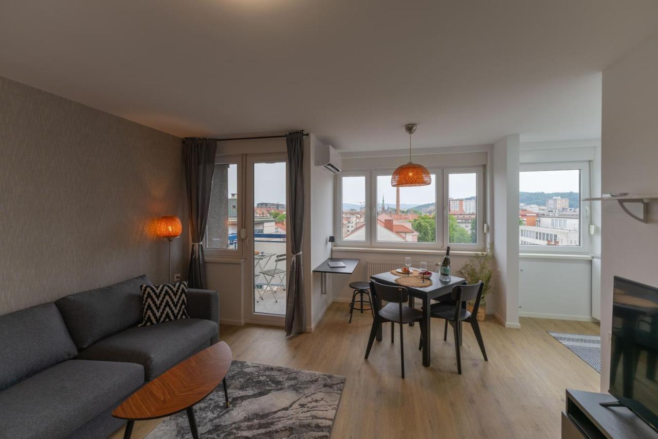 Elegant Tour As Gilly With Open Views And A Balcony In The Center Liubliana