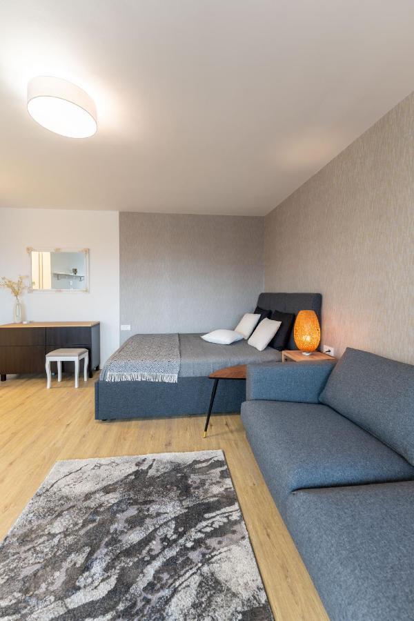 Apartamento Elegant Tour As Gilly With Open Views And A Balcony In The Center Liubliana